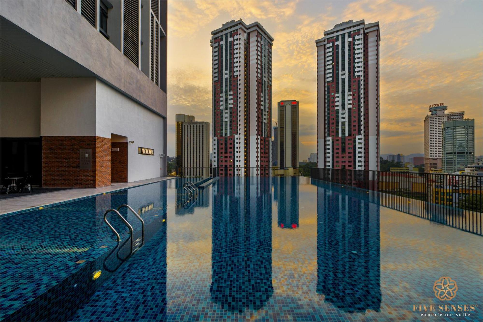 Chambers Residence Kuala Lumpur By Roam — Photos 1